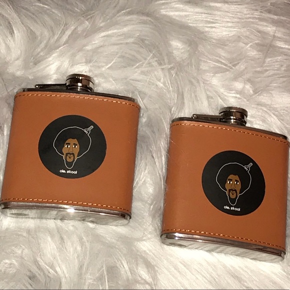 Genuine Leather Flask - OleSkool with Beard & Afro - Picture 2 of 3